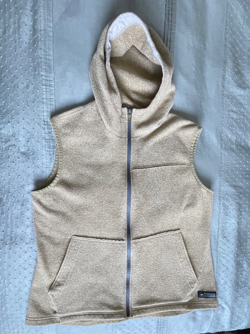 REI Hooded Sleeveless Zip-Up Fleece Vest in Tan size XL - Picture 5 of 10